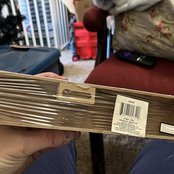 New, Wrapped in Plastic, Decorative Day of the Dead Sign, Sugar Skulls, Flowers - Picture 4 of 4